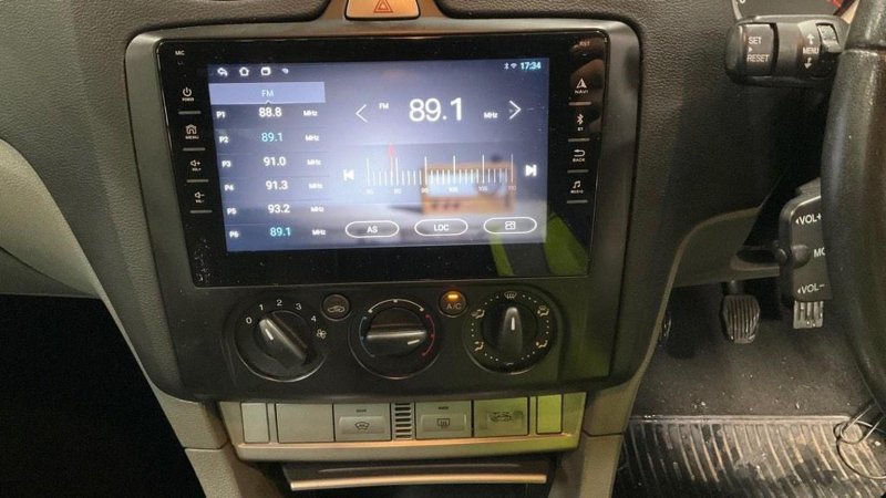 FORD FOCUS